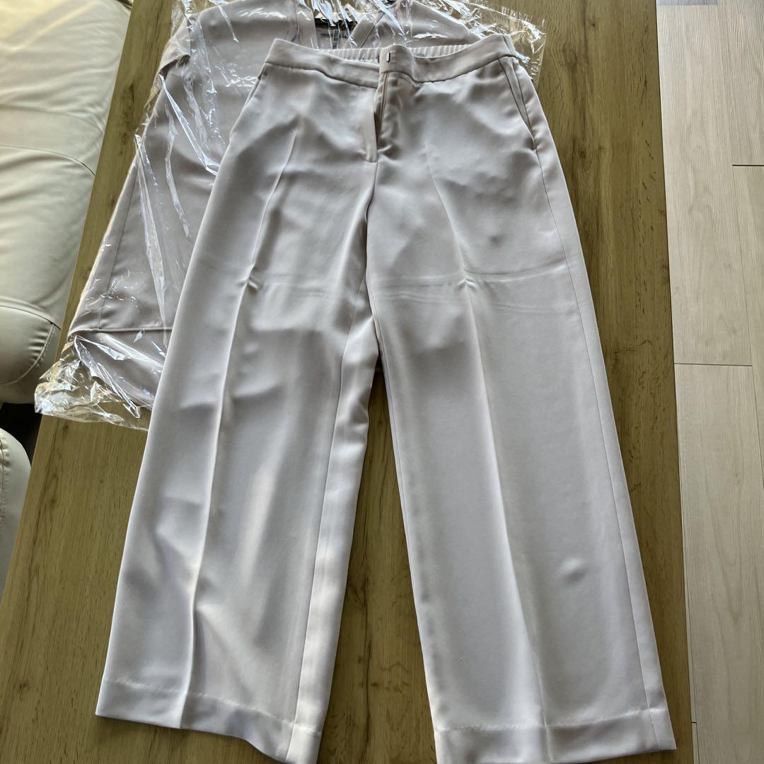 ノースリーブシャツ ワイドパンツ