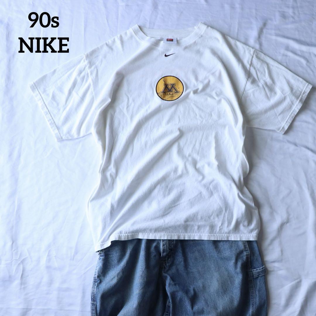 90s NIKE カレッジTシャツ　フットボール　vintage古着　スゥッシュ