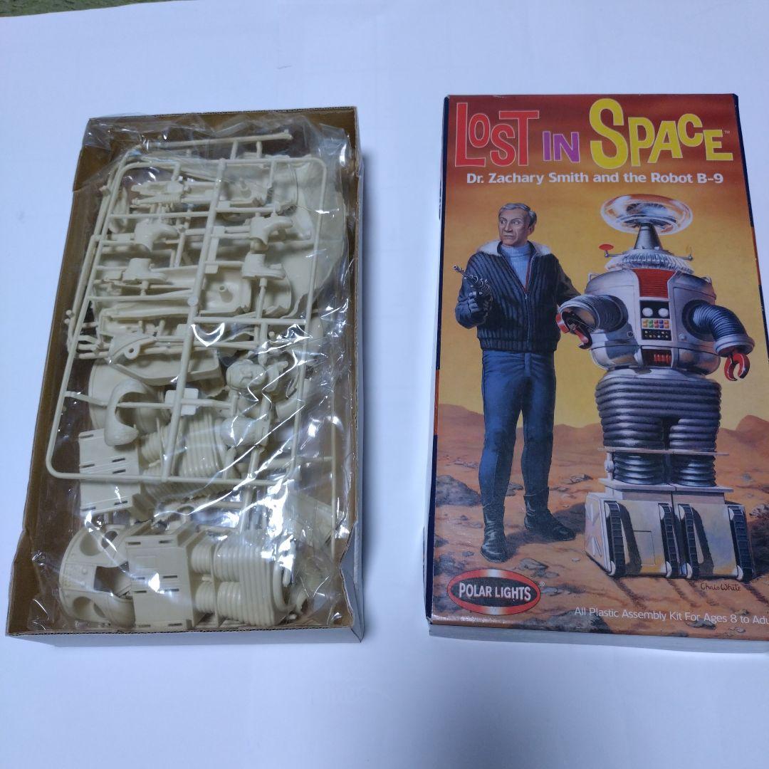 LOST IN SPACE　プラモデル　ポーラライツ
