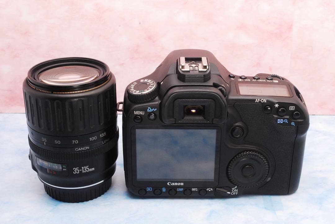 Canon EOS 40D☆高倍率レンズ付☆一眼レフカメラ☆高速連写 Canon EOS 40D☆高倍率レンズ付☆一眼レフカメラ☆高速連写 - メルカリ