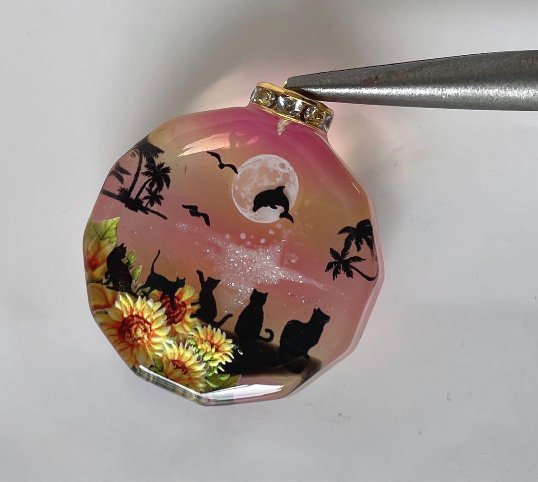 展示用/レジン/夕暮れを望む子猫達　蓄光　オルゴナイトネックレス