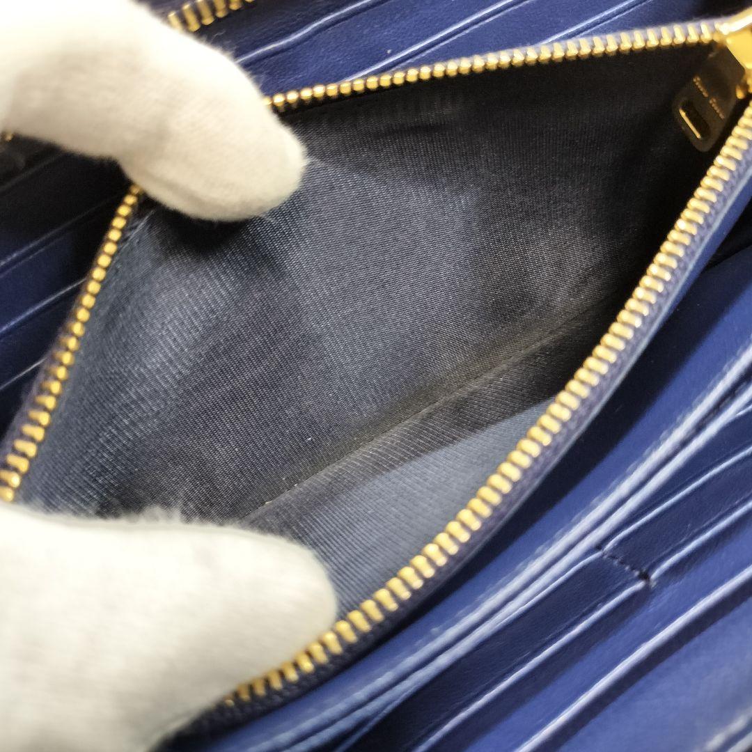 MIU MIU ミュウミュウ 長財布  ラウンドジップ マテラッセ