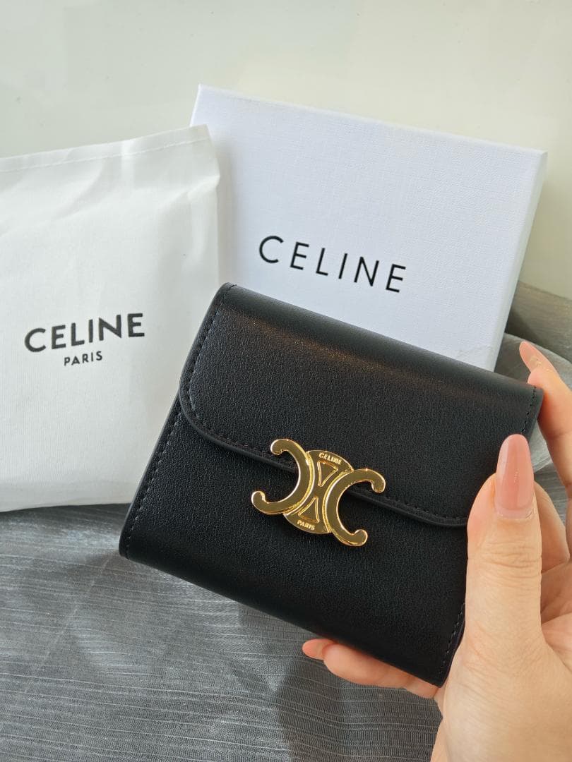 超大人気★セリ一又 グレ一三っ折り財布黑