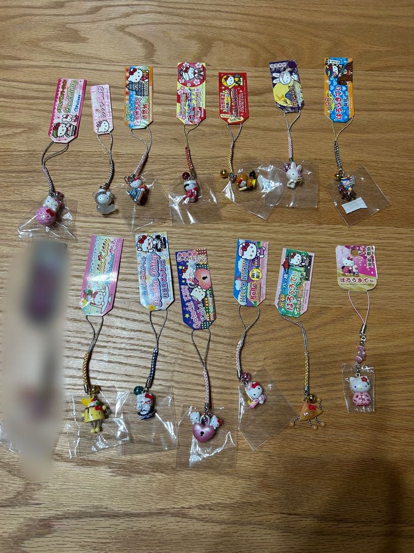 ご当地キティ　根付けストラップ　まとめ売り　大量　レア