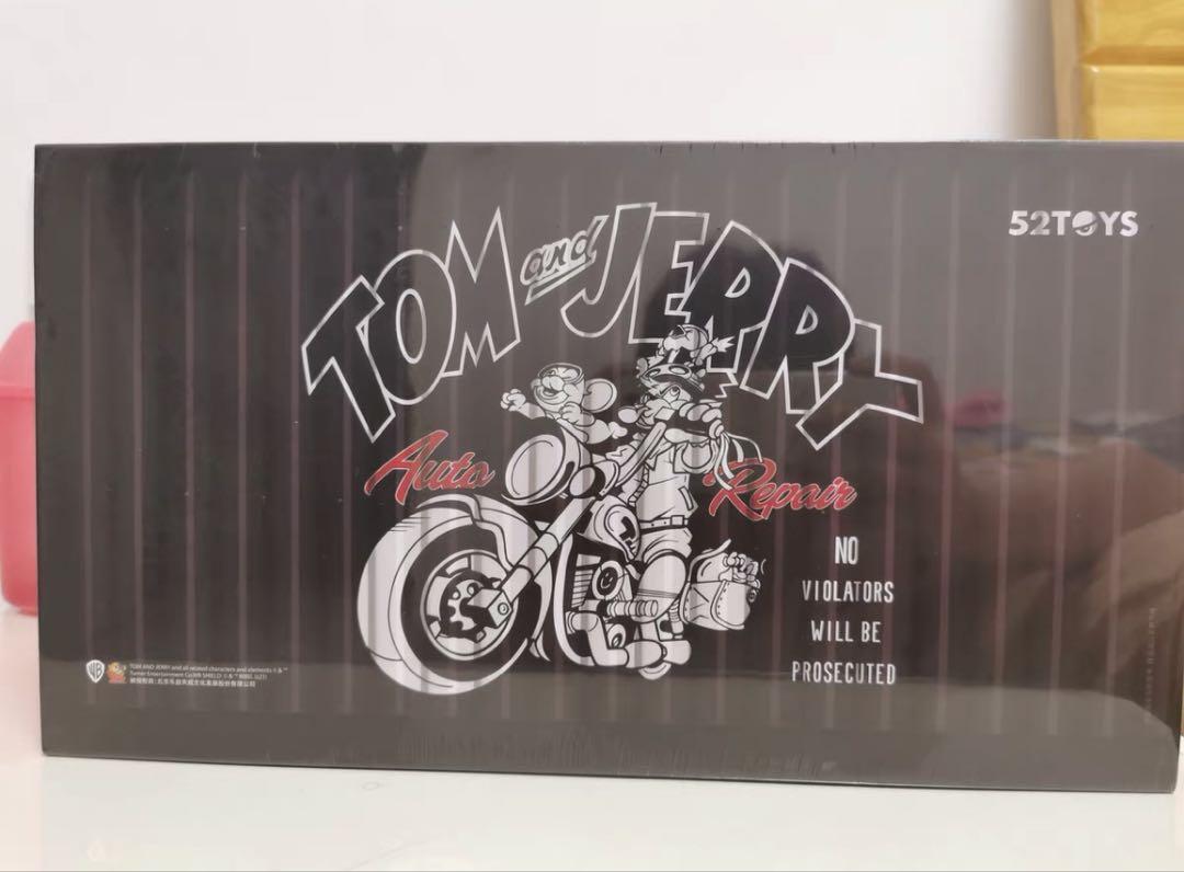 WarnerBrosトムとジェリー　フィギュア　レトロバイク　52toys