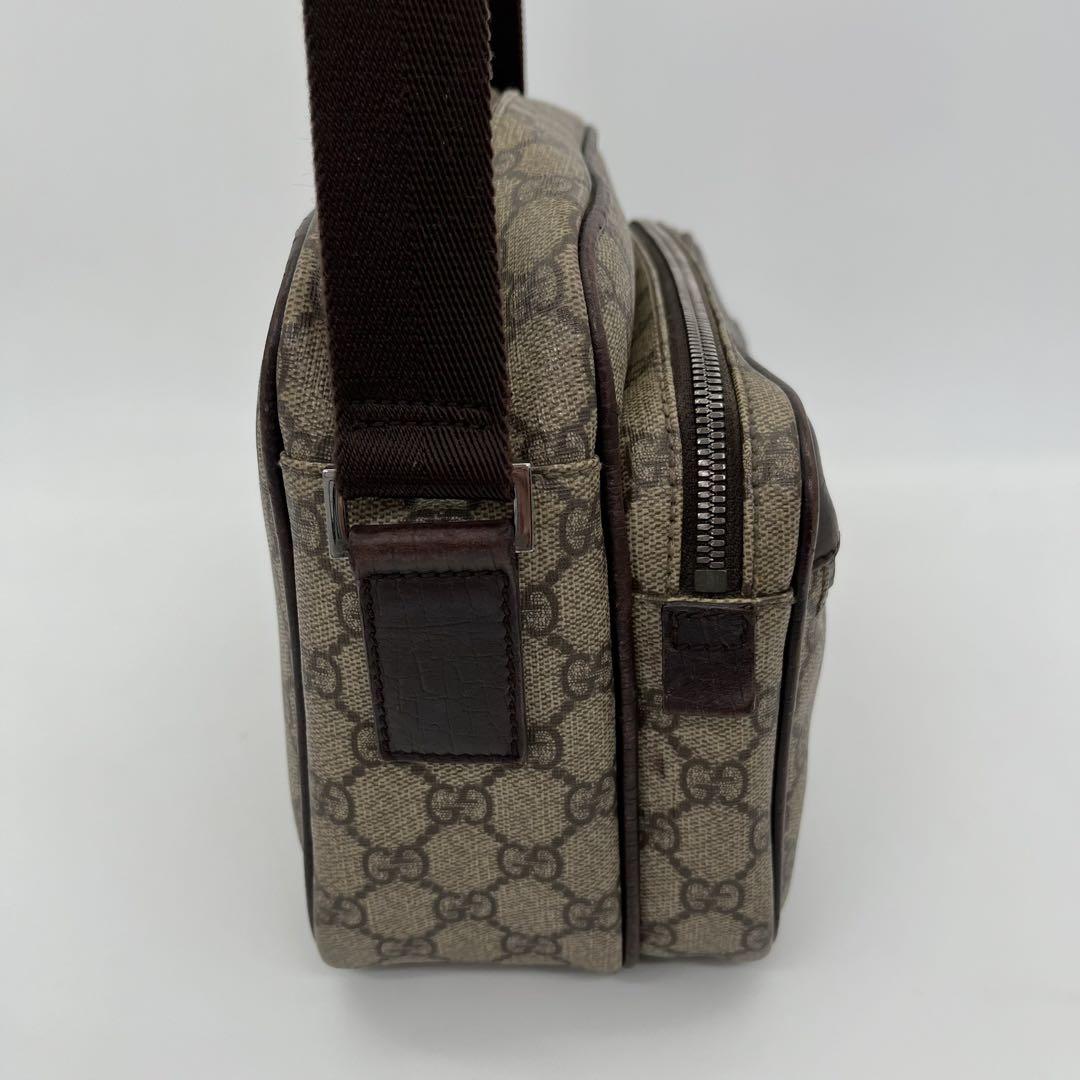 GUCCI ショルダーバッグ カメラバッグ GGスプリーム ロゴ型押し PVC