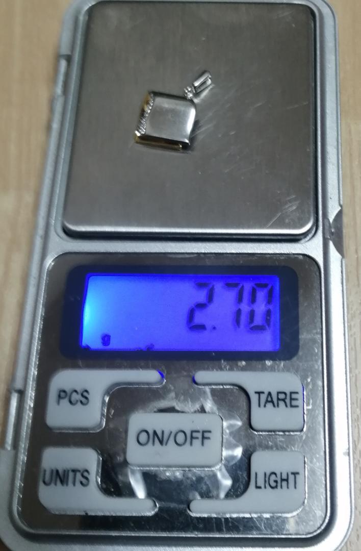 ペンダントトップ