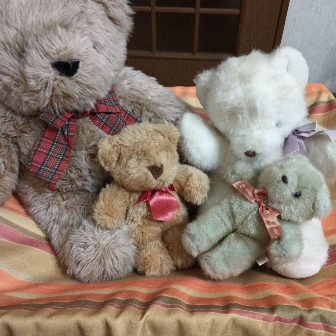 テディベアのぬいぐるみ　　　　4体