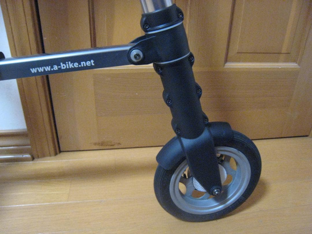 程度良 A-BIKE-CITY 8インチ 前後エアータイヤ目立った傷や汚れなし BRIGHTFACE_UK