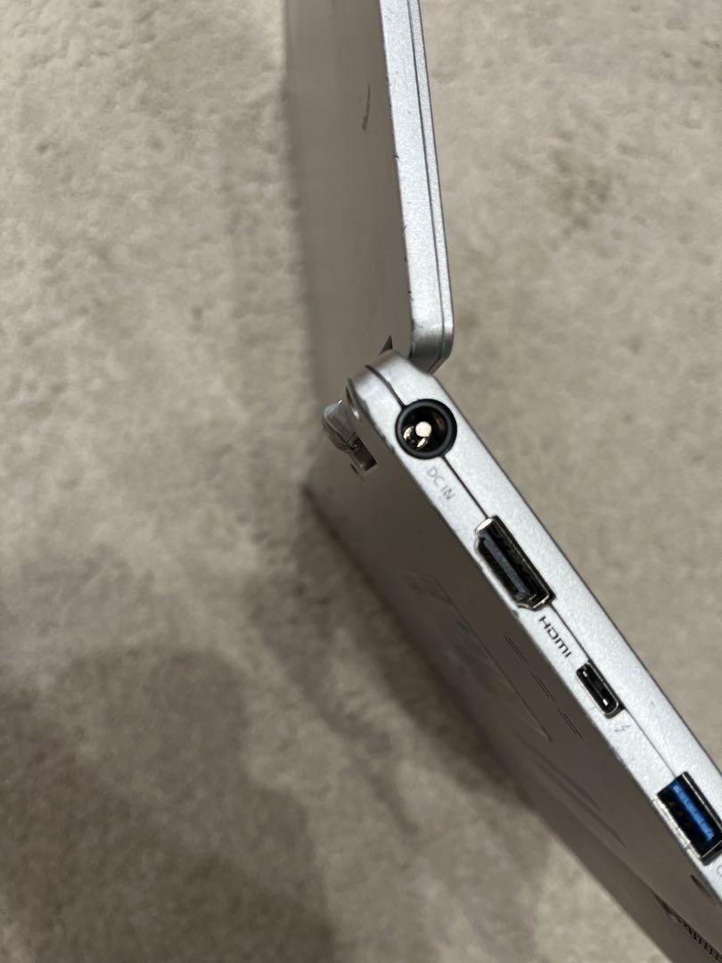 レッツノート Panasonic CF-QV8T Core i5-8365U
