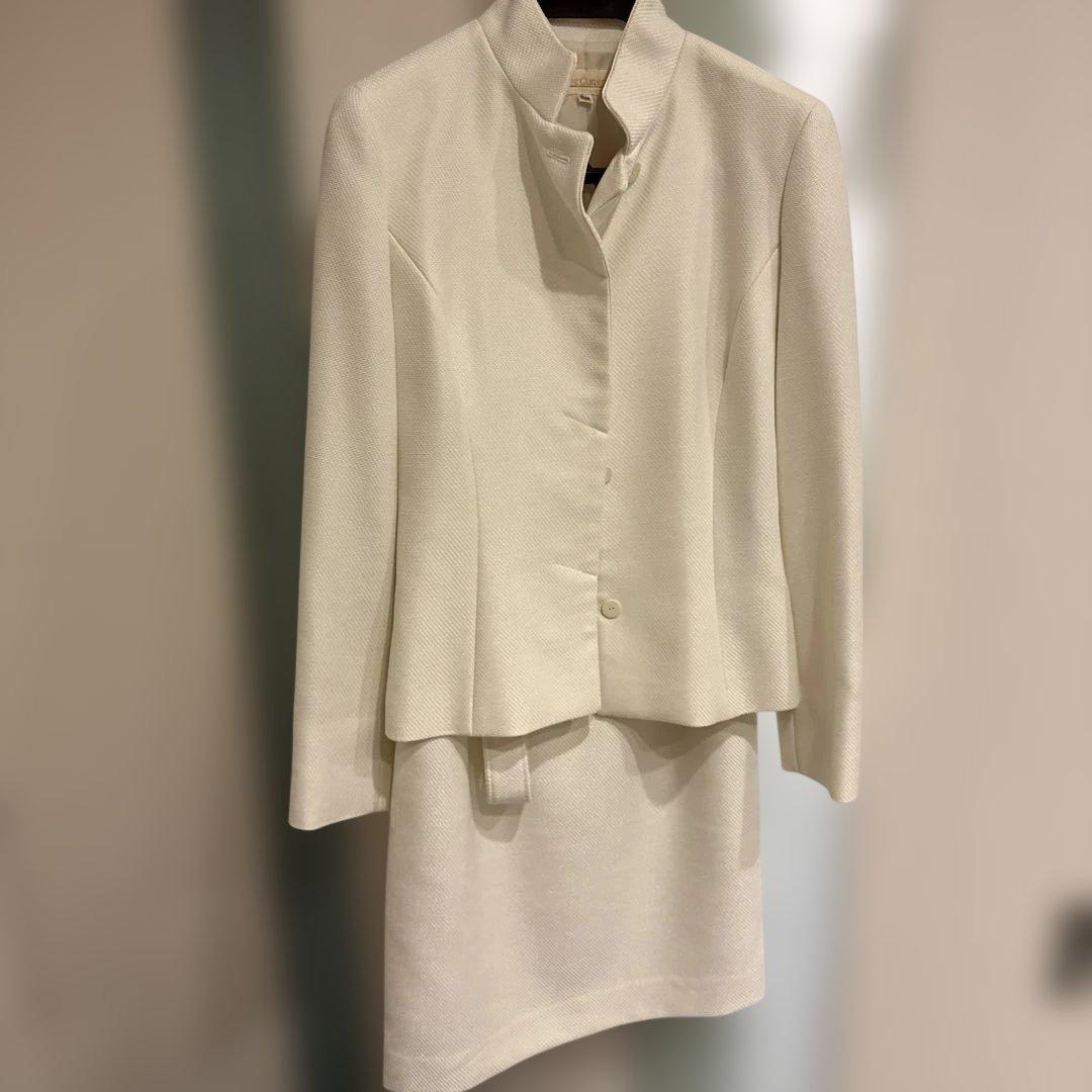 ホワイトジャケット・スカートセット