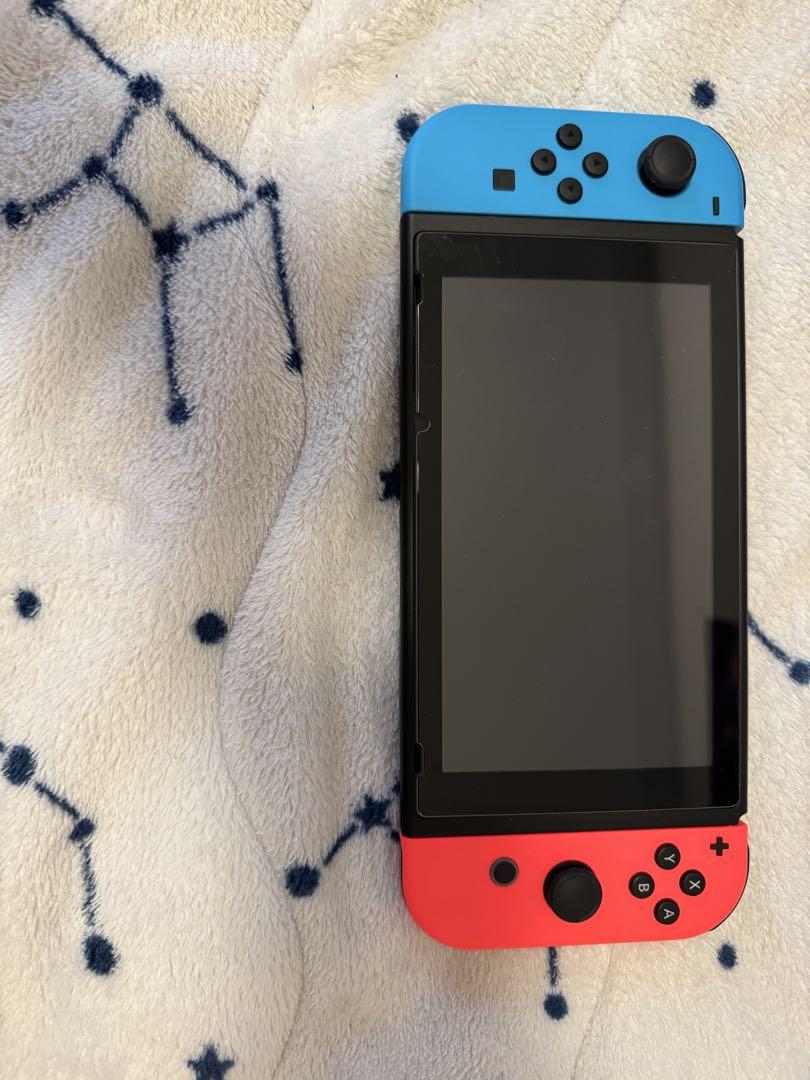 Nintendo Switch 本体 青/赤
