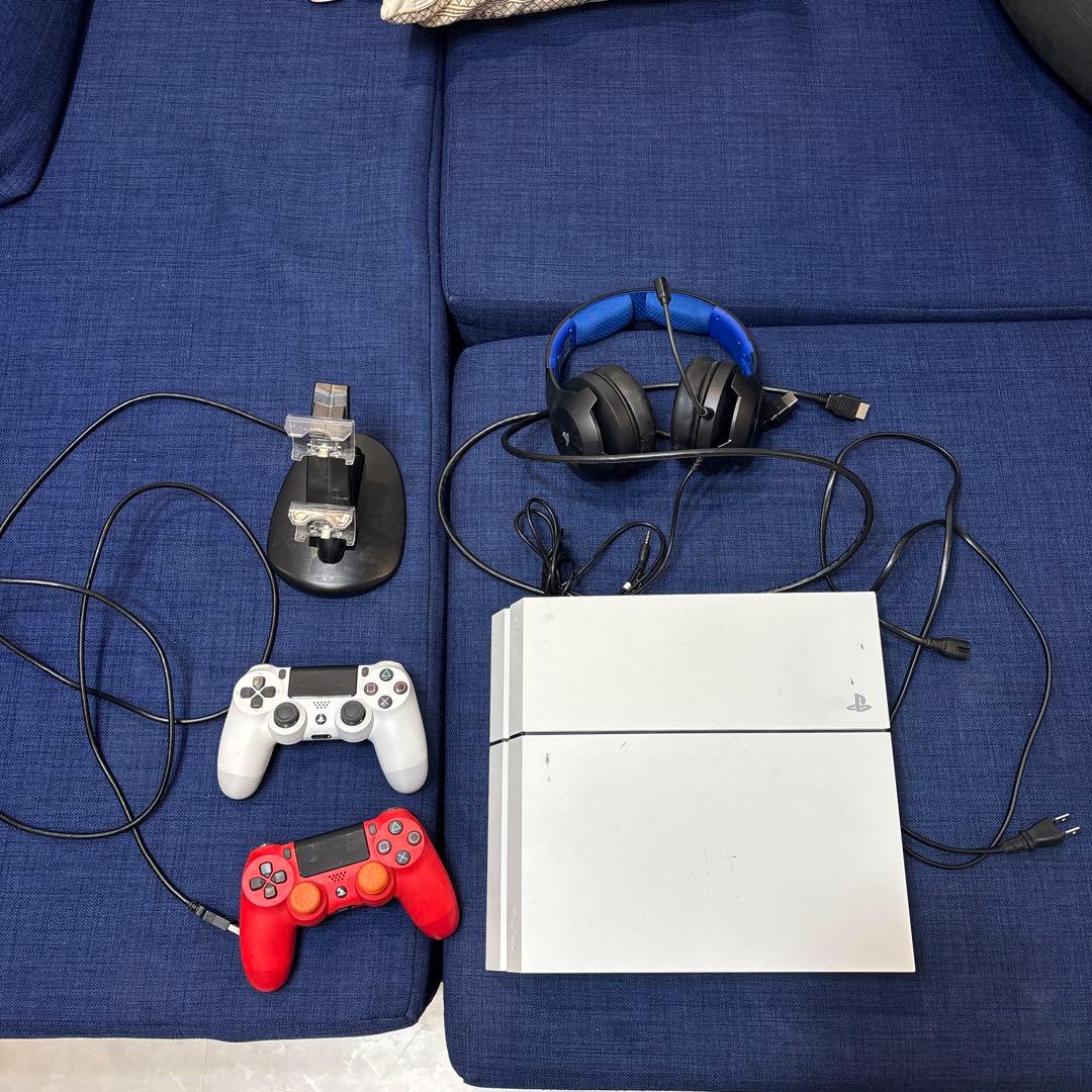 PlayStation 4 本体 ホワイト レッドコントローラー