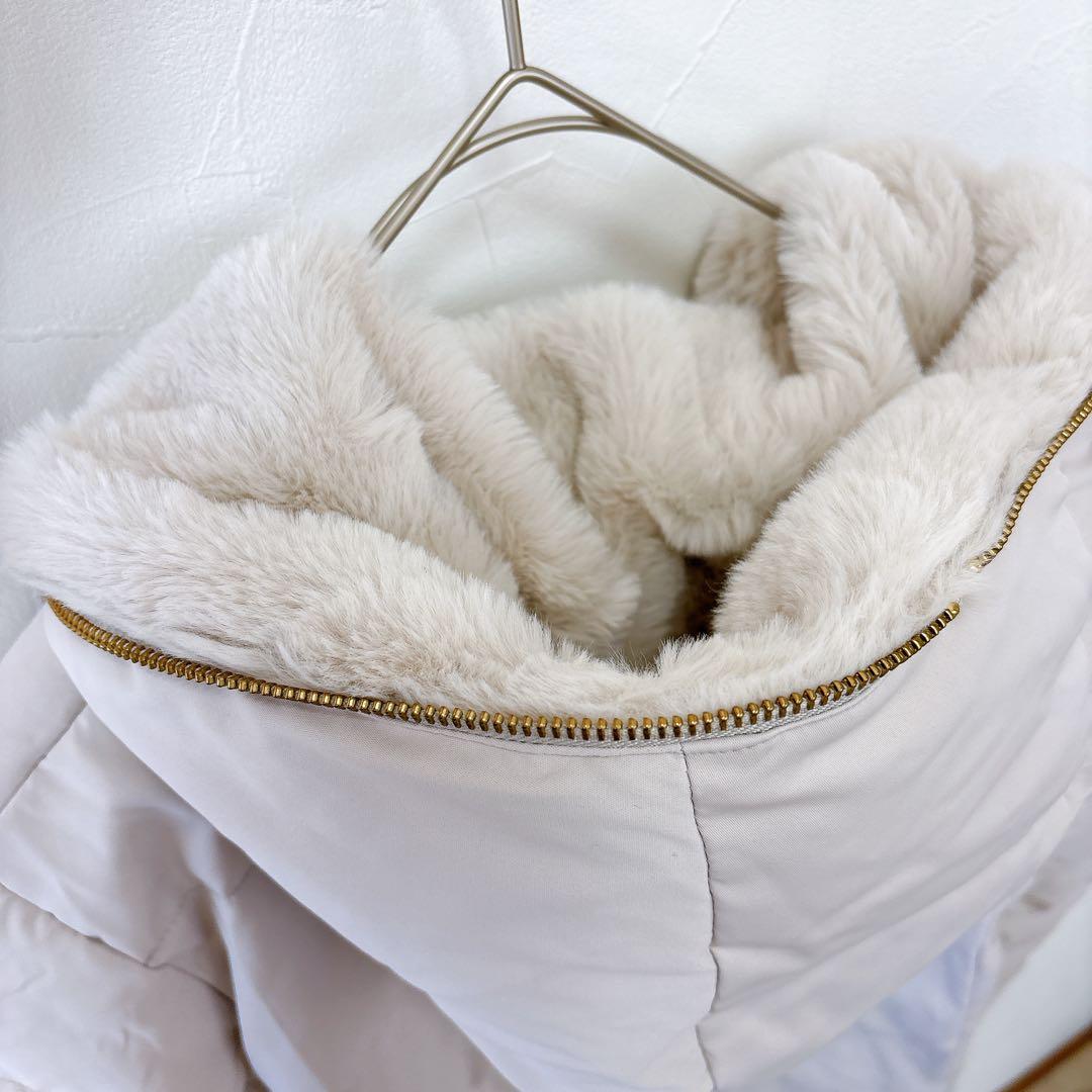 美品★ルクールブラン ファーフード ロングダウン 36 グレージュ きれいめ 美品★ルクールブラン ファーフード ロングダウン 36 グレージュ きれいめ