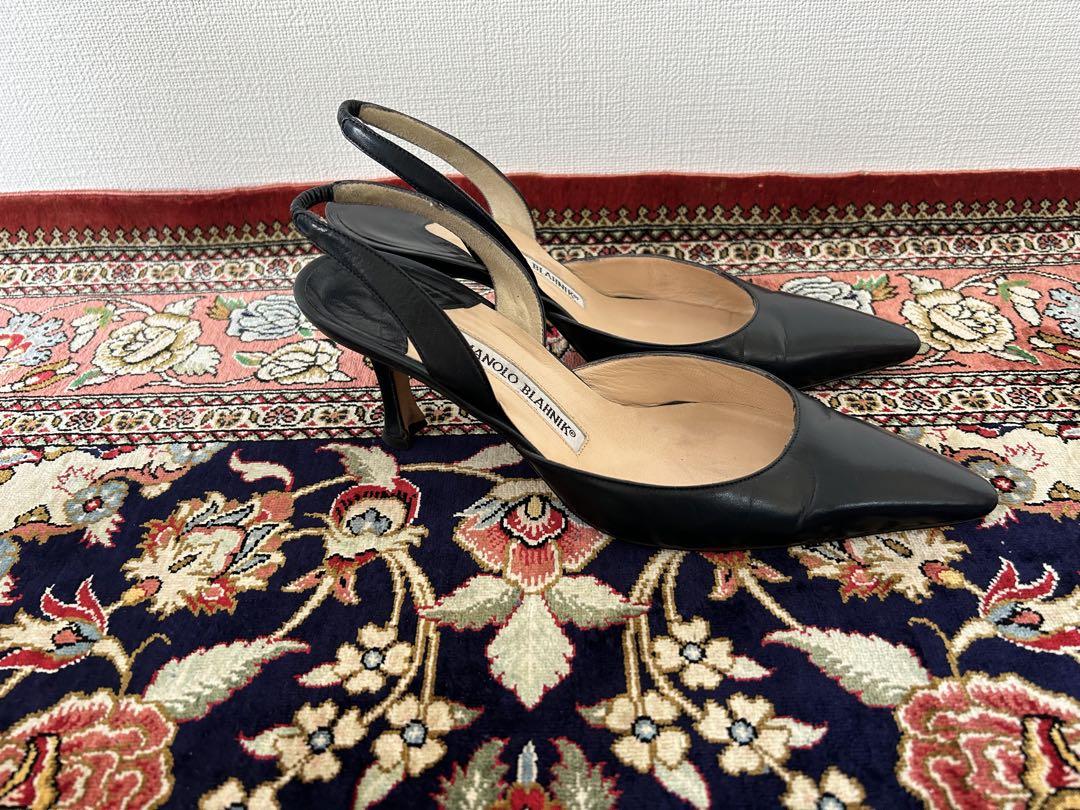 Manolo Blahnik マノロブラニク　キャロリンバックヒール　紺