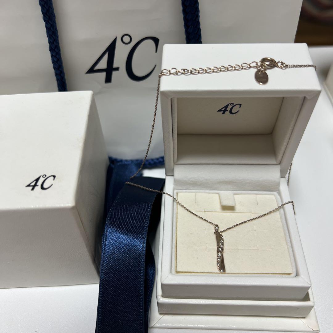美品❣️4°C シルバー ペンダントネックレス