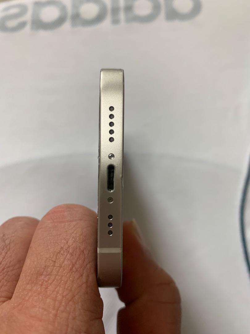 iPhone 12 (ジャンク)