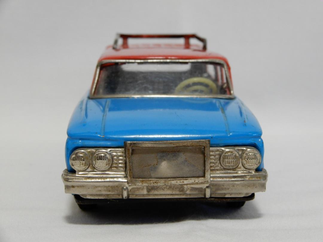 日本初の 昭和レトロ RAMBLER 日本 ブリキのおもちゃ ステーションワゴン ミニカー