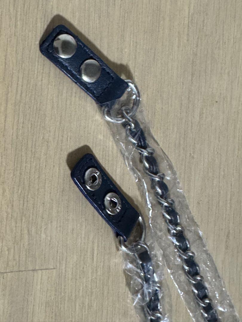 ロダニア RODANIA ワニ チェーン付ロングウォレットネイビー新品