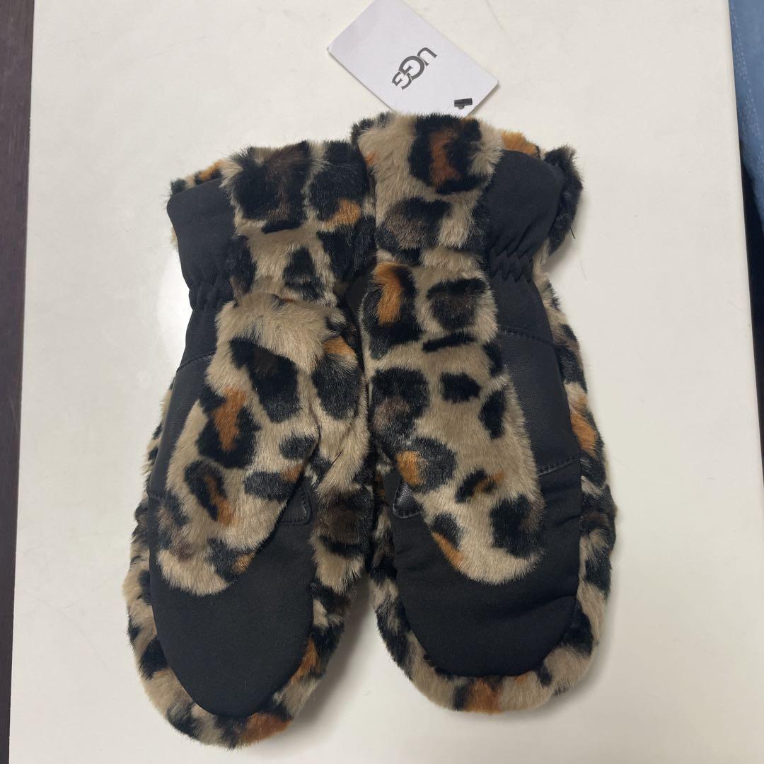 UGG ヒョウ柄 手袋