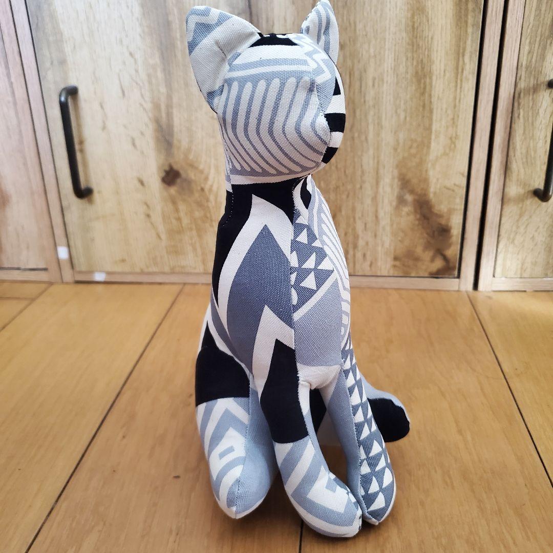 キャットCATトルソー コットン生地 猫型ぬいぐるみ （ハンドメイド）