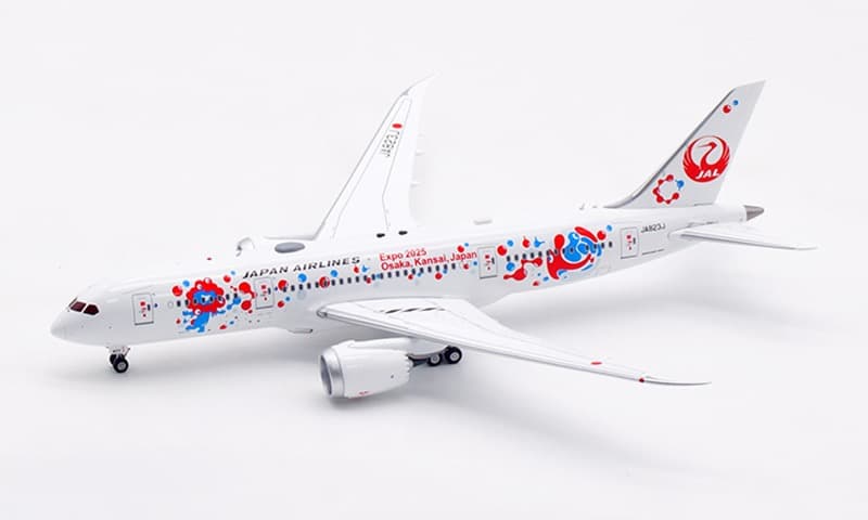 Aviation B787-8 JA823J 日本航空 JAL 1:400 Aviation B787-8 JA823J 日本航空 JAL 1:400