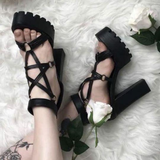 QOOZAセレクト★デビルスターサンダル