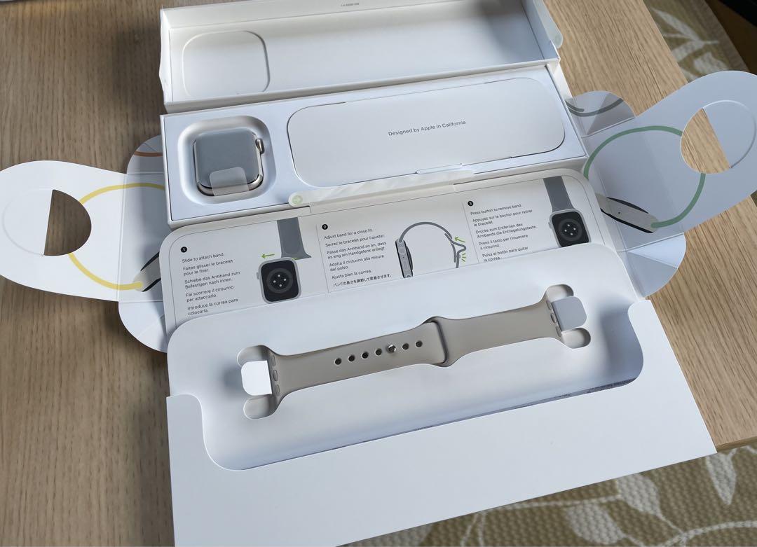 Apple Watch SE第二世代 40mm GPSスターライト SE2