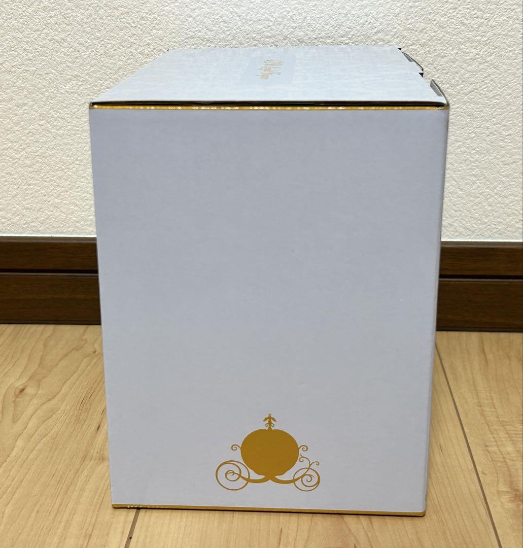 【ディズニーストア限定シンデレラ LEDライト新品】