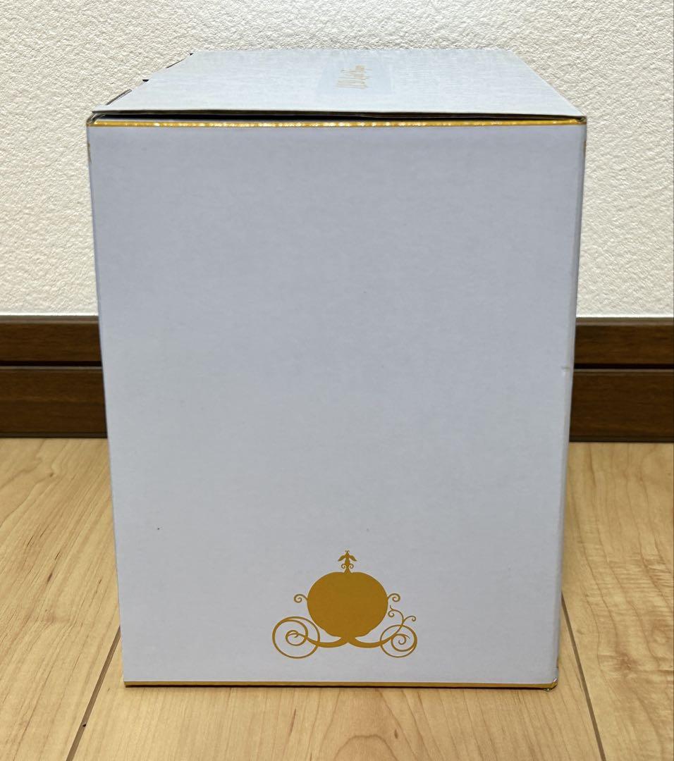 【ディズニーストア限定シンデレラ LEDライト新品】