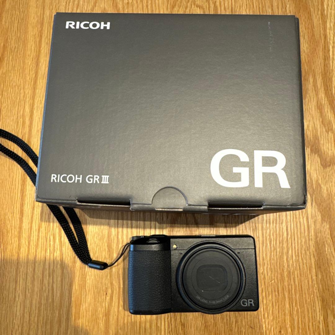 RICOH GR III コンパクトデジタルカメラ 箱付き
