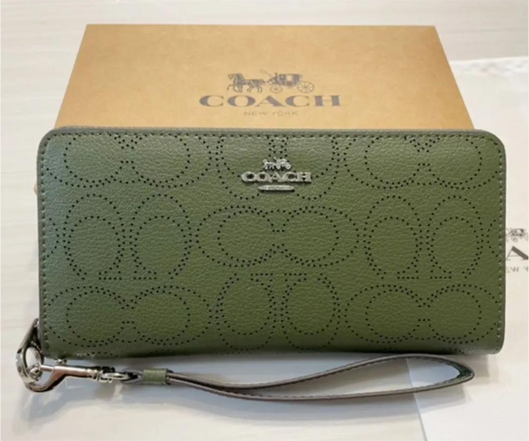 COACH コーチ　長財布　グリーン　パンチング