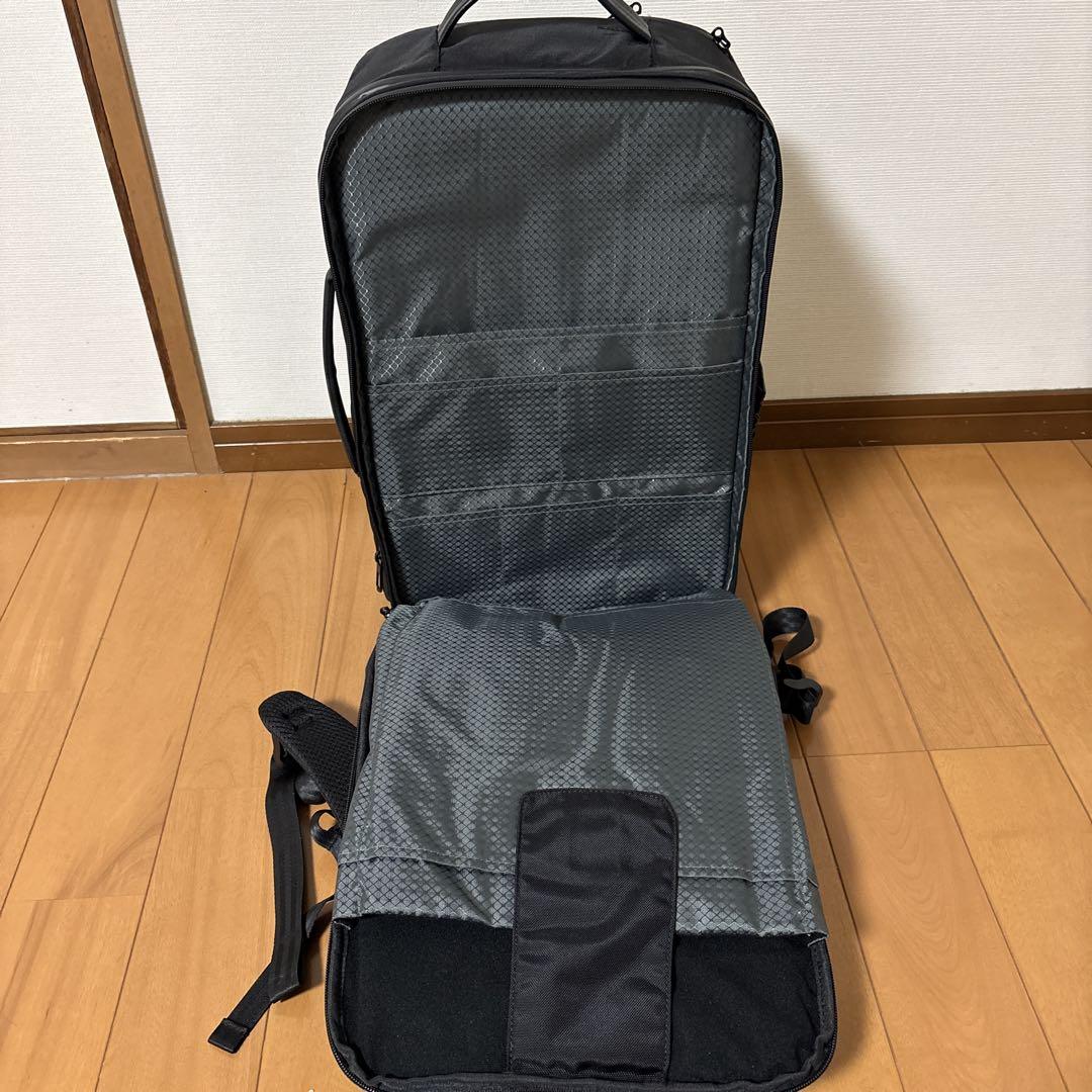 EVOON トラベルバックパック27リットル(拡張40リットル)