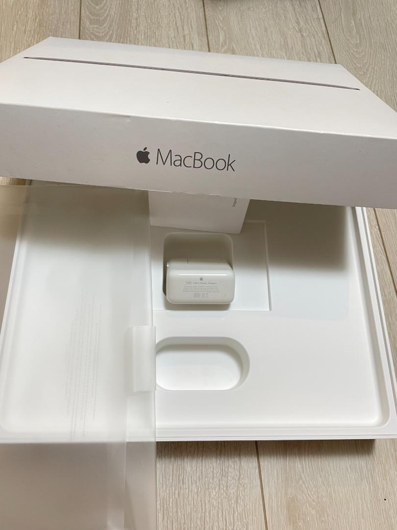 MacBook 2016 Win付き 8GB 512GB