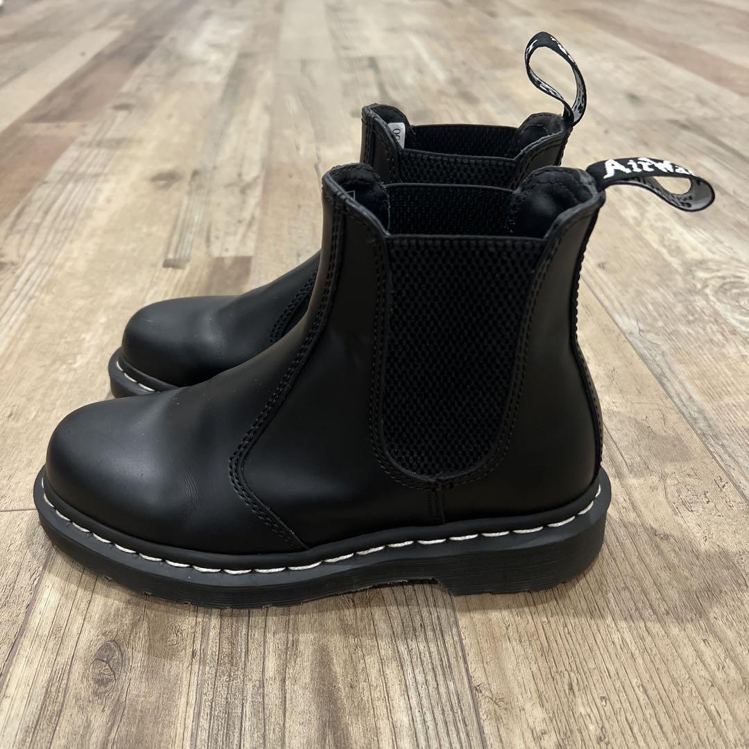 UK4 2976