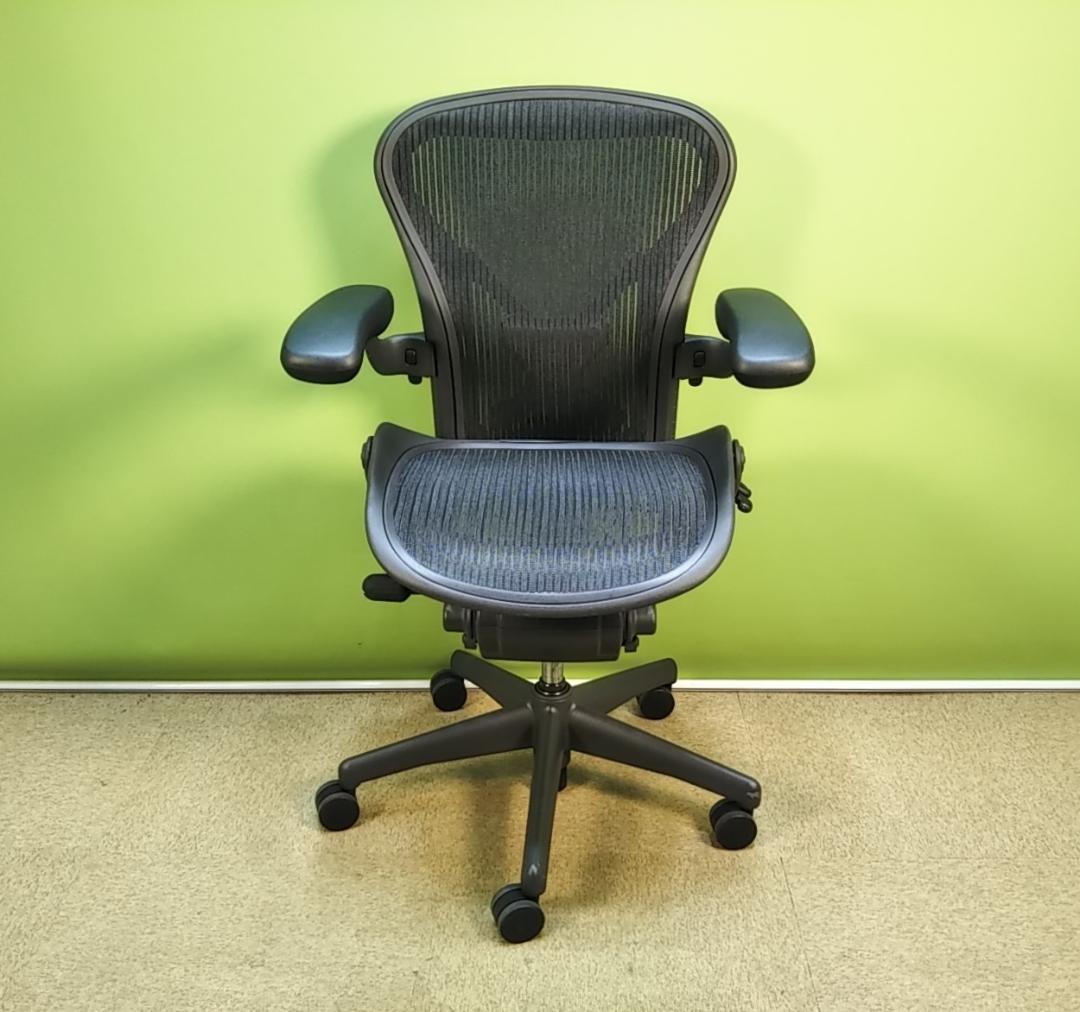 bi　アーロンチェア　Aサイズ　フル装備　レバー式可動肘　前傾機能有り　中古品