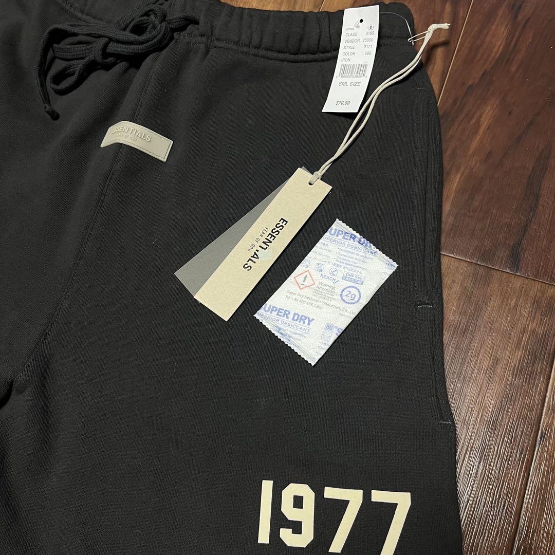 Fog Essentials ショーツハーフパンツ ブラック 黒 ロゴ 1977