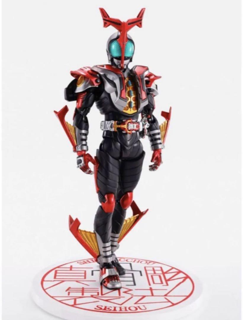 S.H.Figuarts 真骨彫製法 仮面ライダーカブト ハイパーフォーム