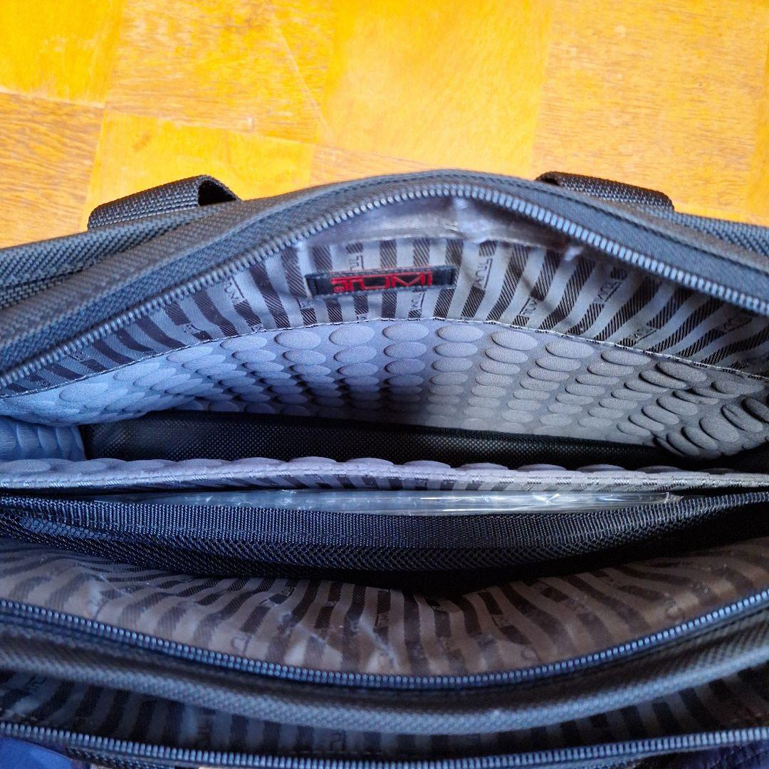 TUMI　ビジネスバック