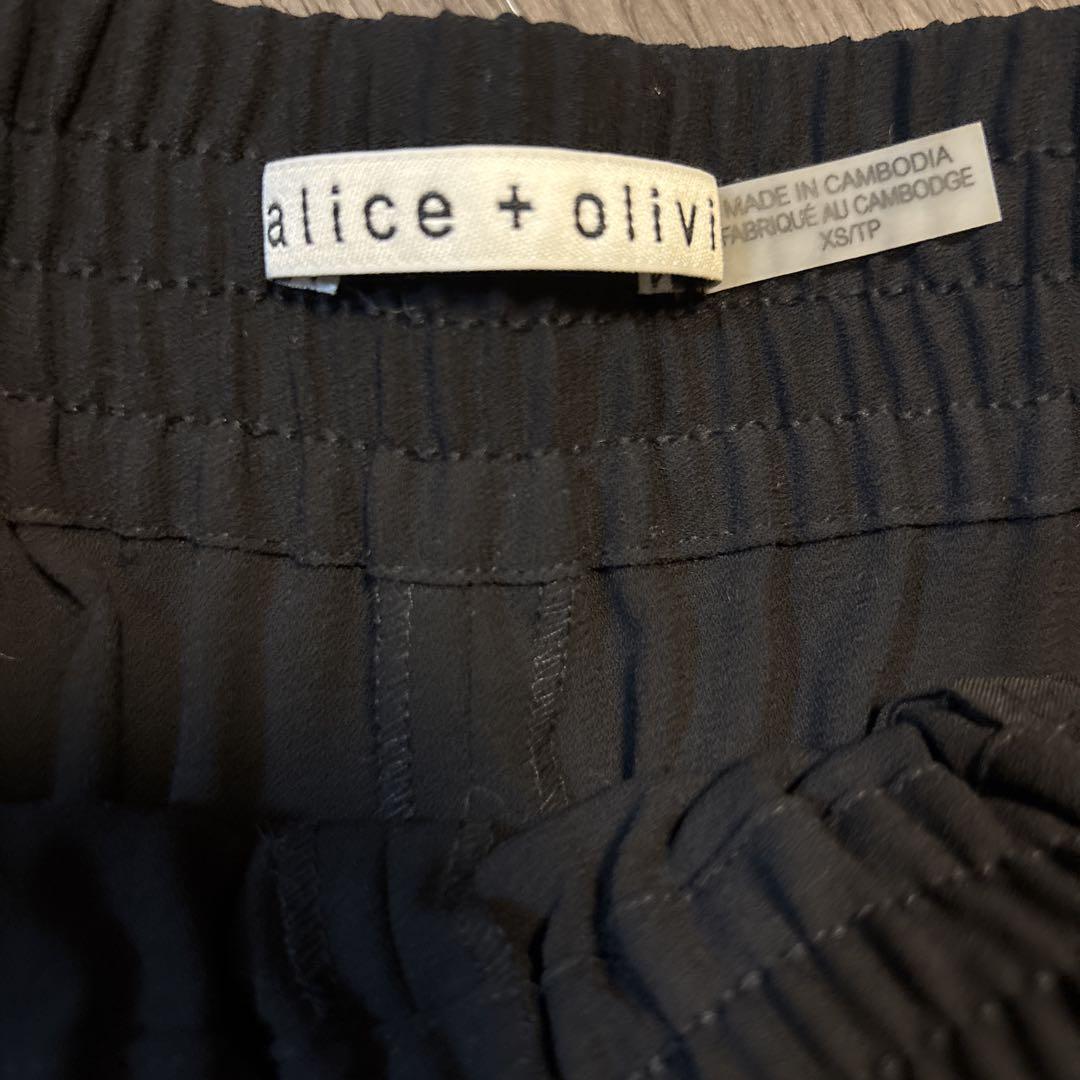新品未使用 Alice&Olivia 春夏 ショートパンツ トランクス