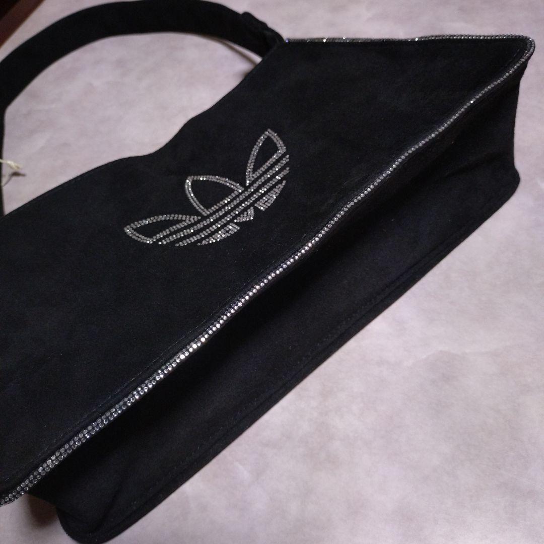 アディダスadidasラインストーンフェイク スエードショルダーバッグ