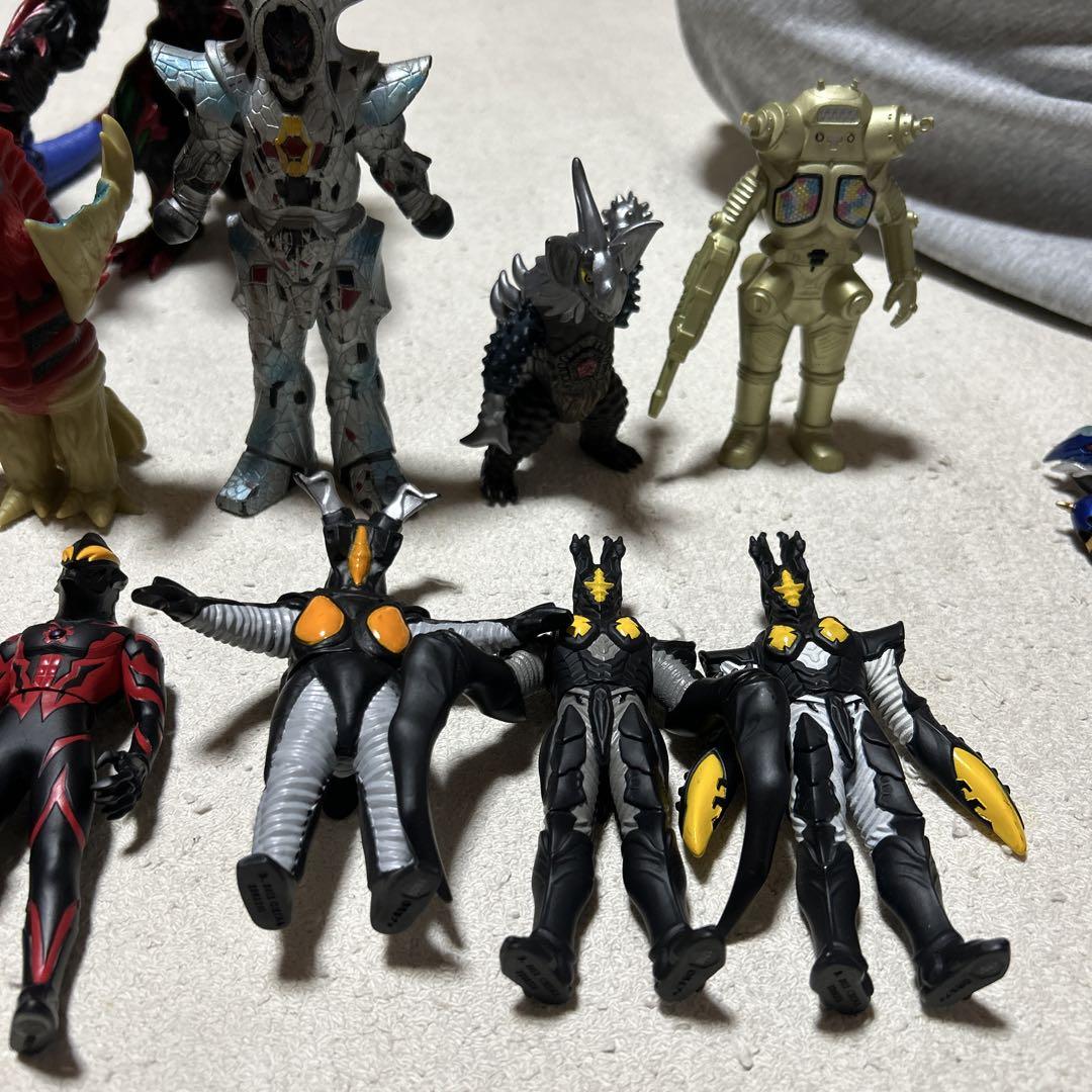 ウルトラマン・怪獣セット 64体