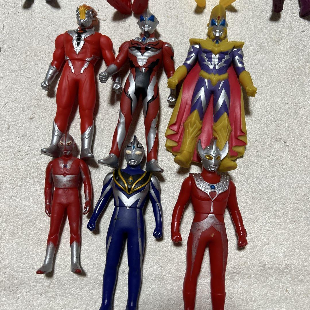 ウルトラマン・怪獣セット 64体