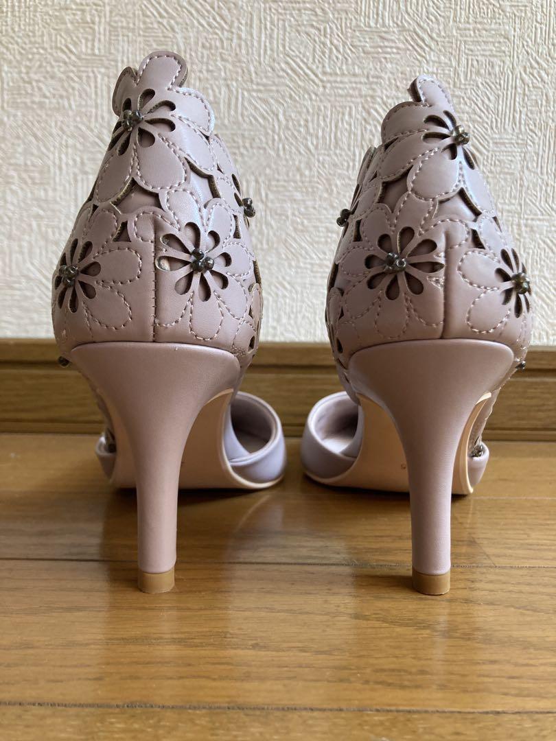 新品ランダ花モチーフピンクベージュハイヒール