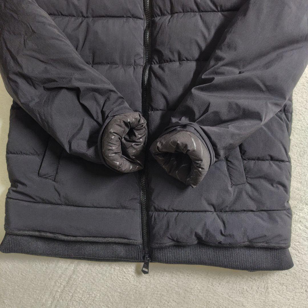 極美品 ウノ ピゥ ウノ ウグァーレ トレ ダウン ワッペン 総柄 ビッグロゴ 極美品 ウノ ピゥ ウノ ウグァーレ トレ ダウン ワッペン 総柄 ビッグロゴ