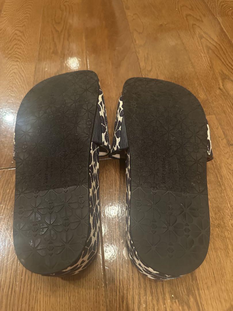 kate spade スペードフラワー　サンダル
