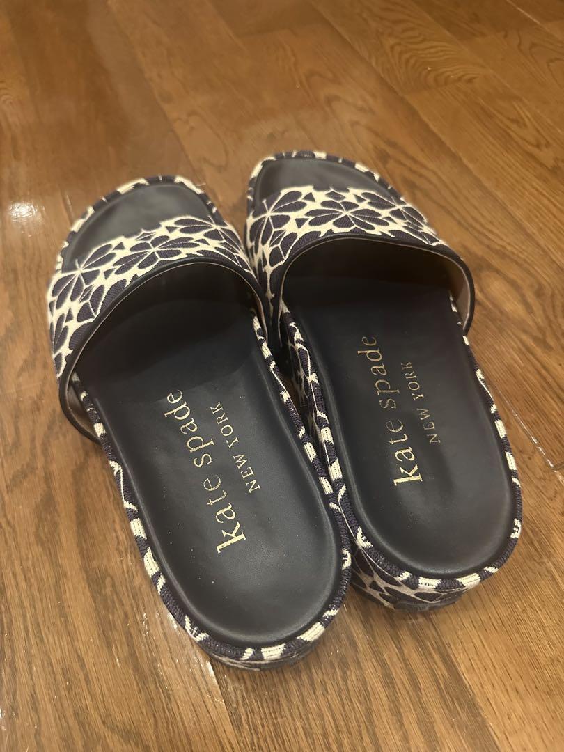 kate spade スペードフラワー　サンダル