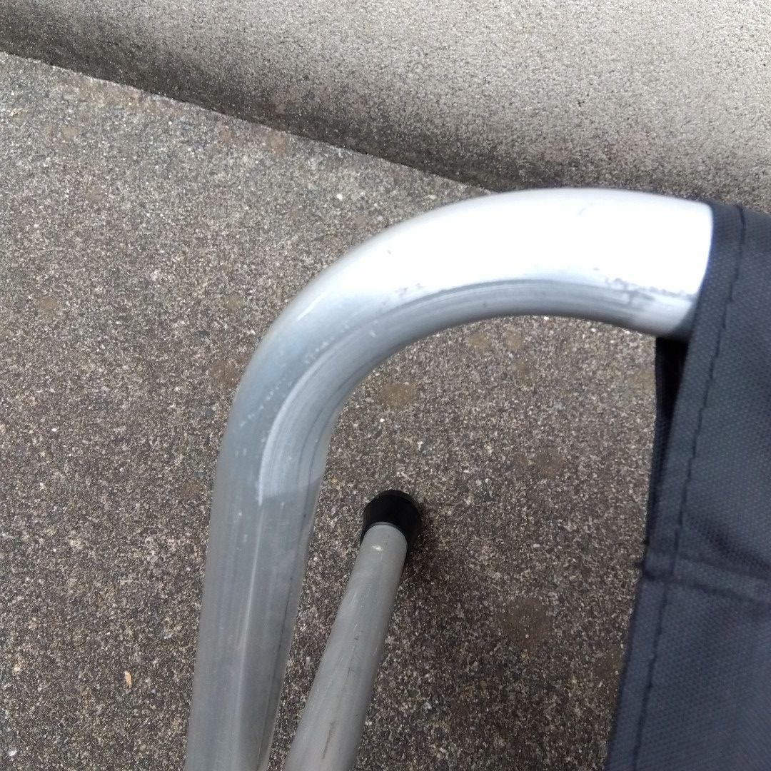 アディダス　折りたたみベンチ