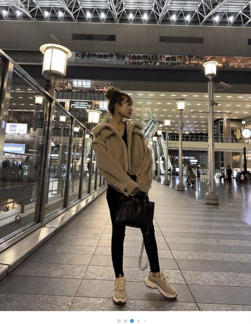 グラムリップス　アウター