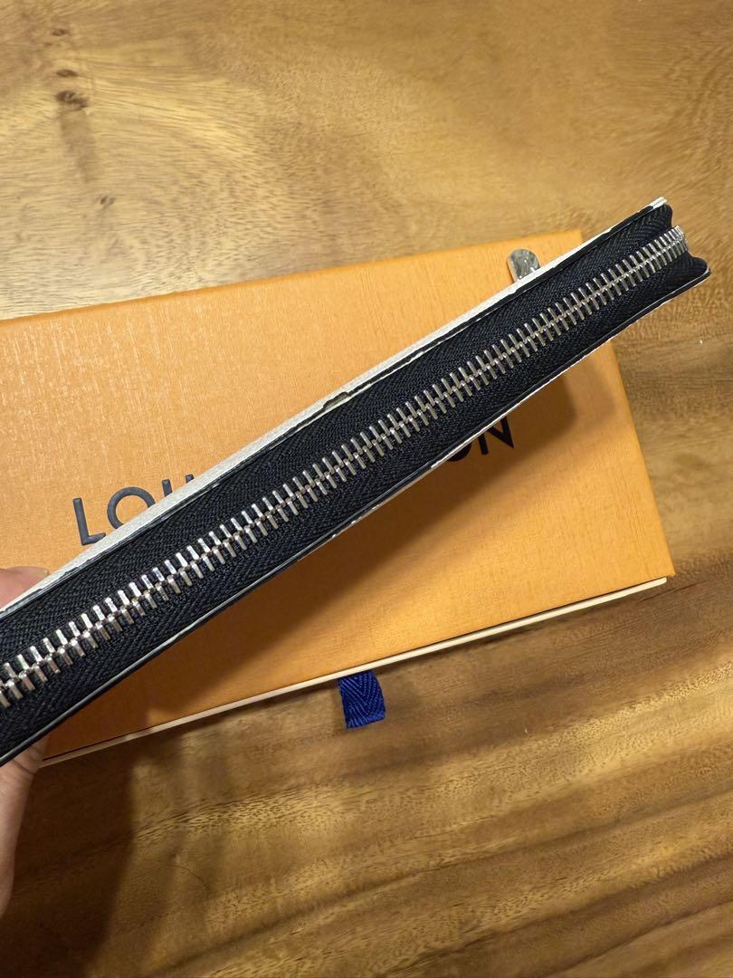 LOUIS VUITTON ルイヴィトン　ホワイト 白　現行品　長財布